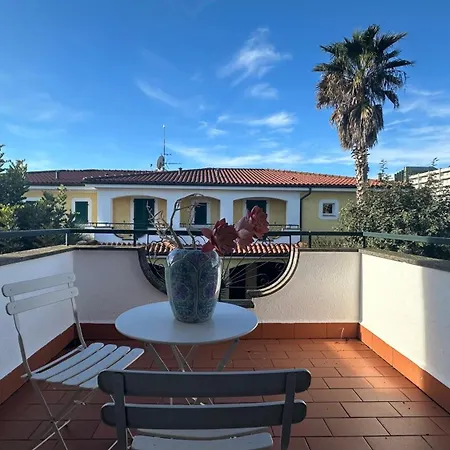 P047 - Porto Recanati, Bilocale Con Giardino E Terrazzo